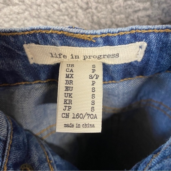 Life in Progress Snap Button Front Disstressed Overalls Sz S - Picture 11 of 13